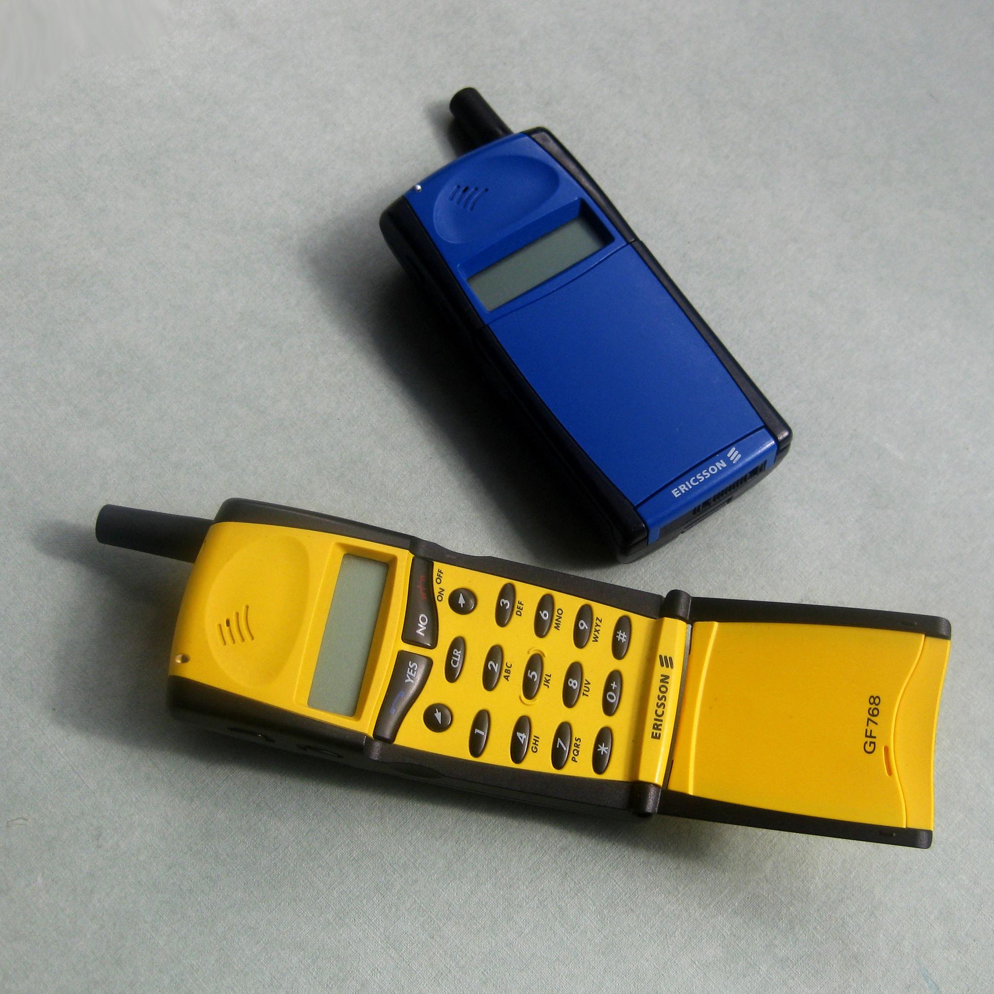 Мобильный телефон Ericsson GF-768